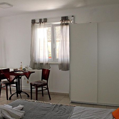 Yosefsfeld Bed & Breakfast Kutjevo Cameră foto