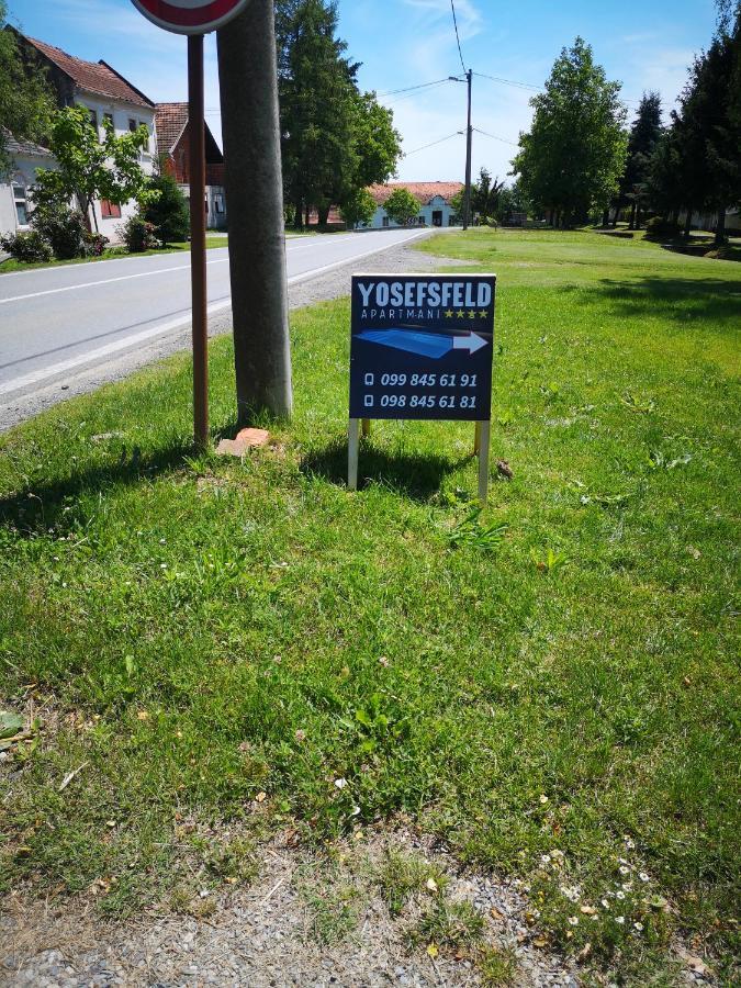 Yosefsfeld Bed & Breakfast Kutjevo Exterior foto